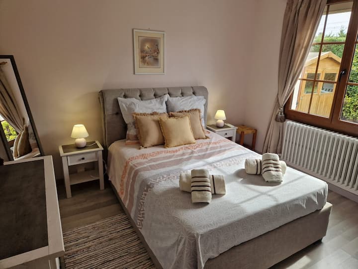 غرفة النوم 2