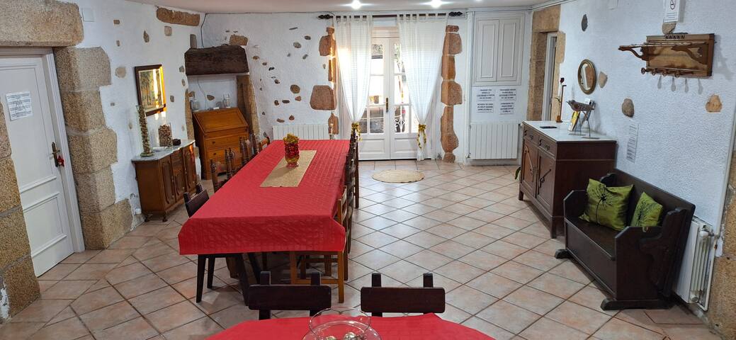 Can Torrelles, Rural Farmhouse in Riudarenes gallery image 4