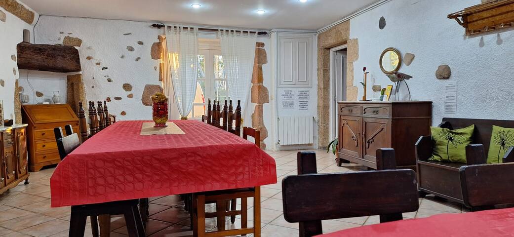 Can Torrelles, Rural Farmhouse in Riudarenes gallery image 5