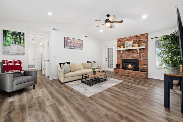 Pet-friendly Farm Stay In Northwest Arkansas - Lake Wedington, Fayetteville