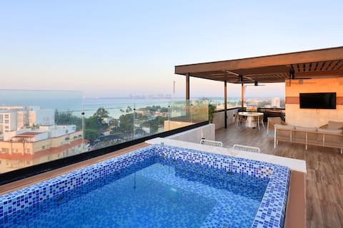 Luxurious Penthouse in front of Boca Chica Beach