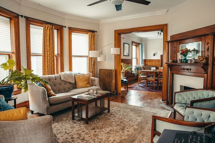 Cozy, Historic, Artistic Home! Walk To The Falls! - Niagara Falls, NY