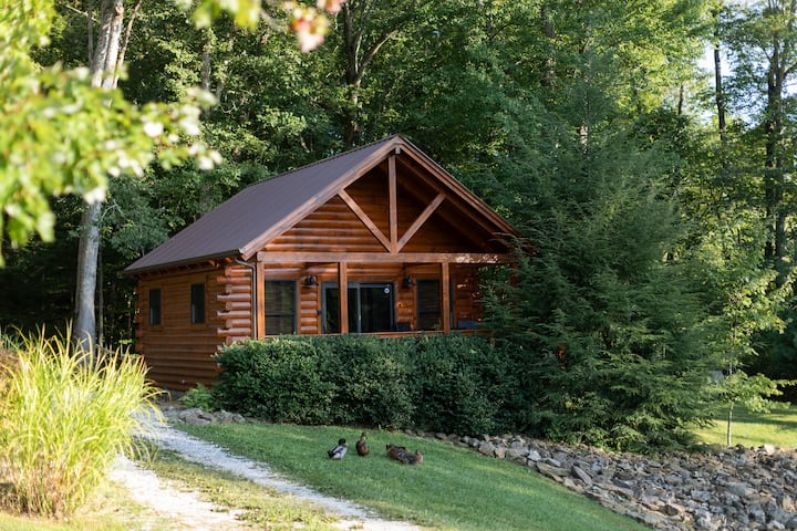 Peaceful Getaway For Couples - Hemlock Haven Llc - Kentucky