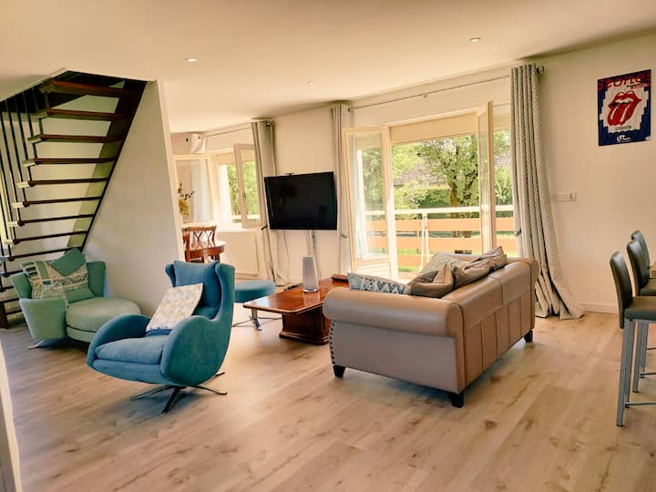 Maison Bien êTre Avec Sauna-gîte Les 4 Saisons - Doucier