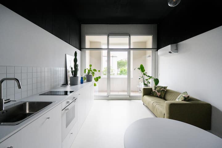 Stylish Apartment With A View Of Blue Church - Bratislava