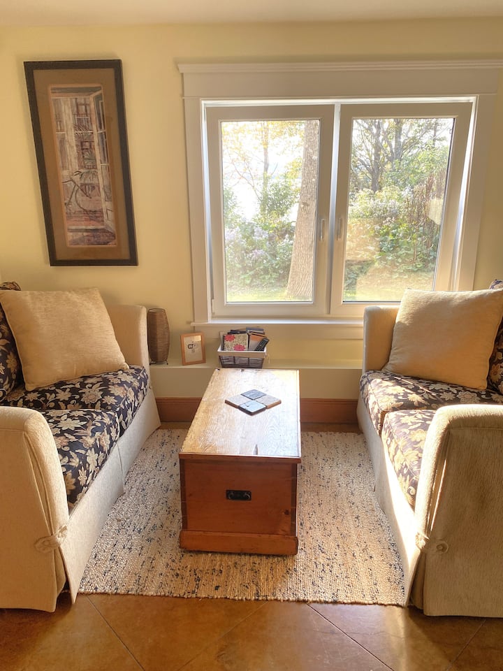 Waterfront 1 Bedroom Apartment - Antigonish