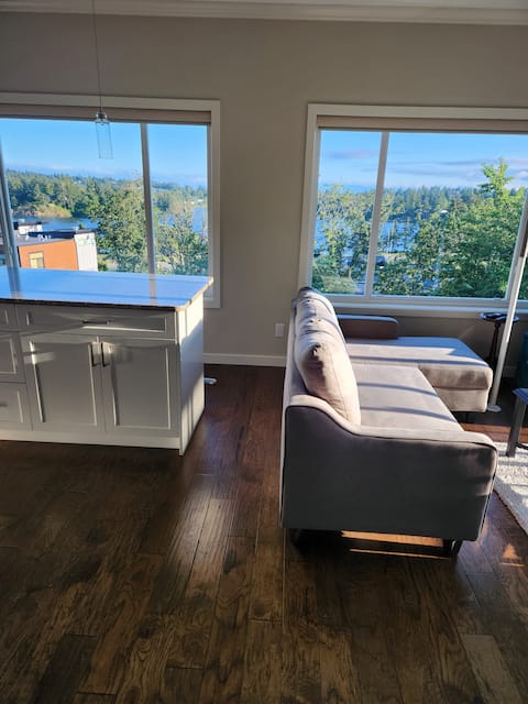 Beautiful views Gorge Inlet-Handicap accessible