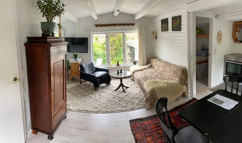 Cozy guesthouse and sunny terrace