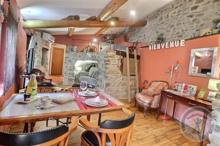 Salon parquet châtaignier 