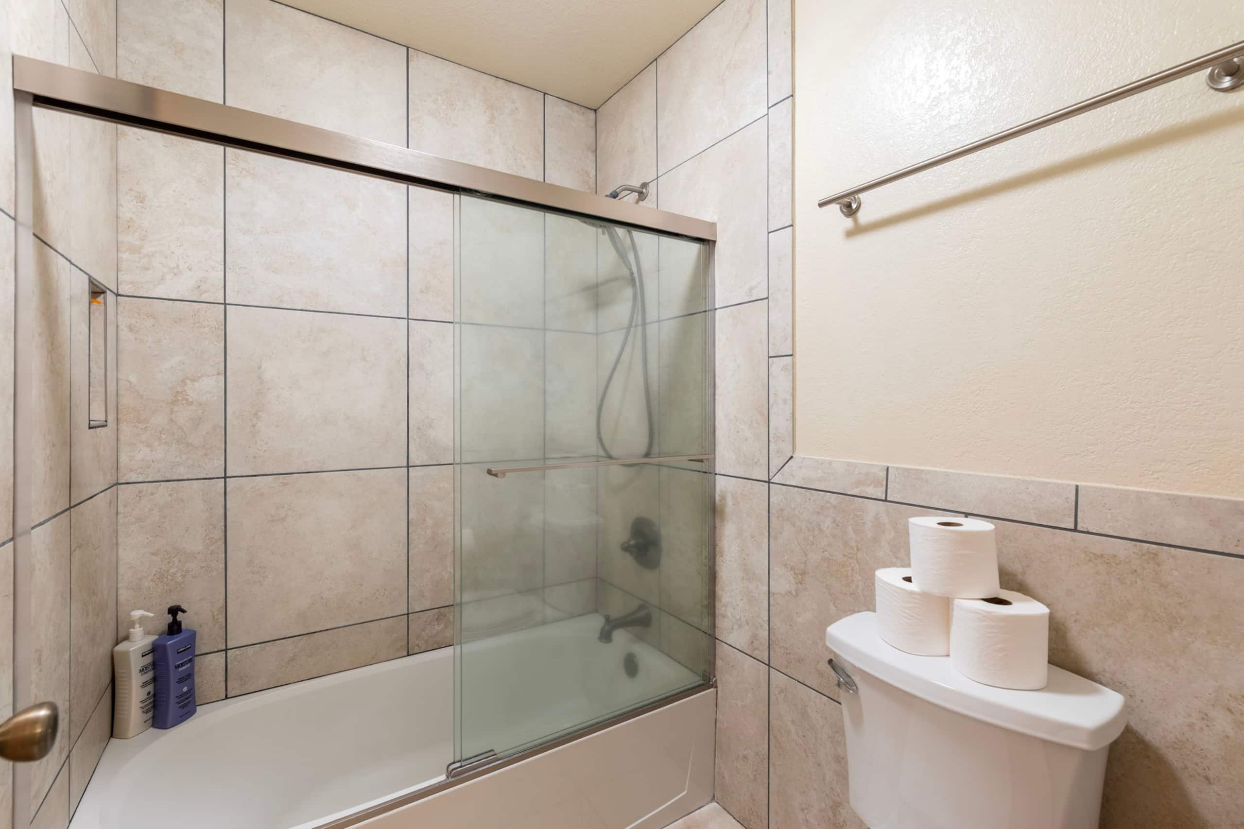 Condo in Kihei · ★4.89 · 2 bedrooms · 3 beds · 2 private baths - Image 29