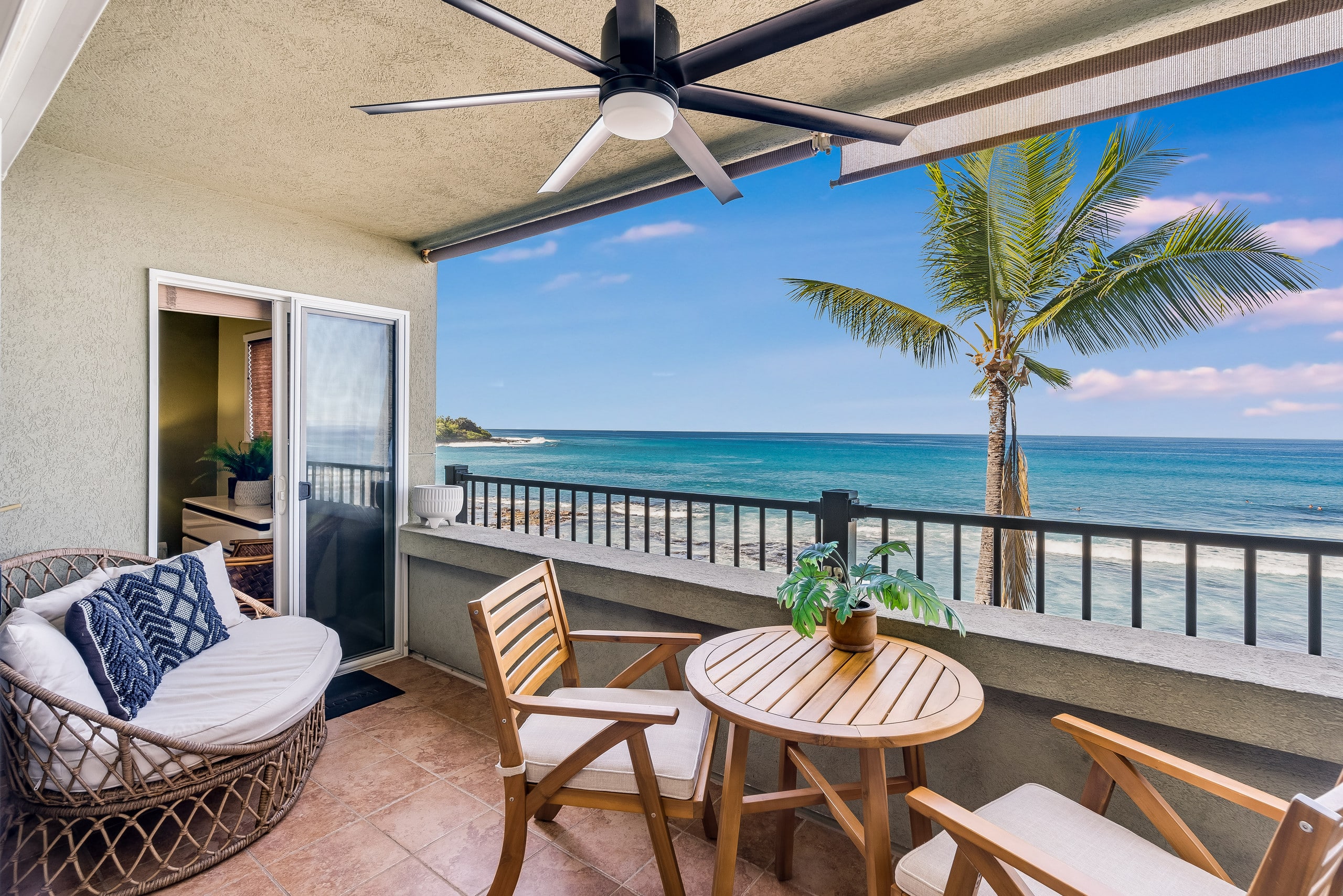 Condo in Kailua-Kona · ★4.95 · 2 bedrooms · 4 beds · 2 baths - Image 28