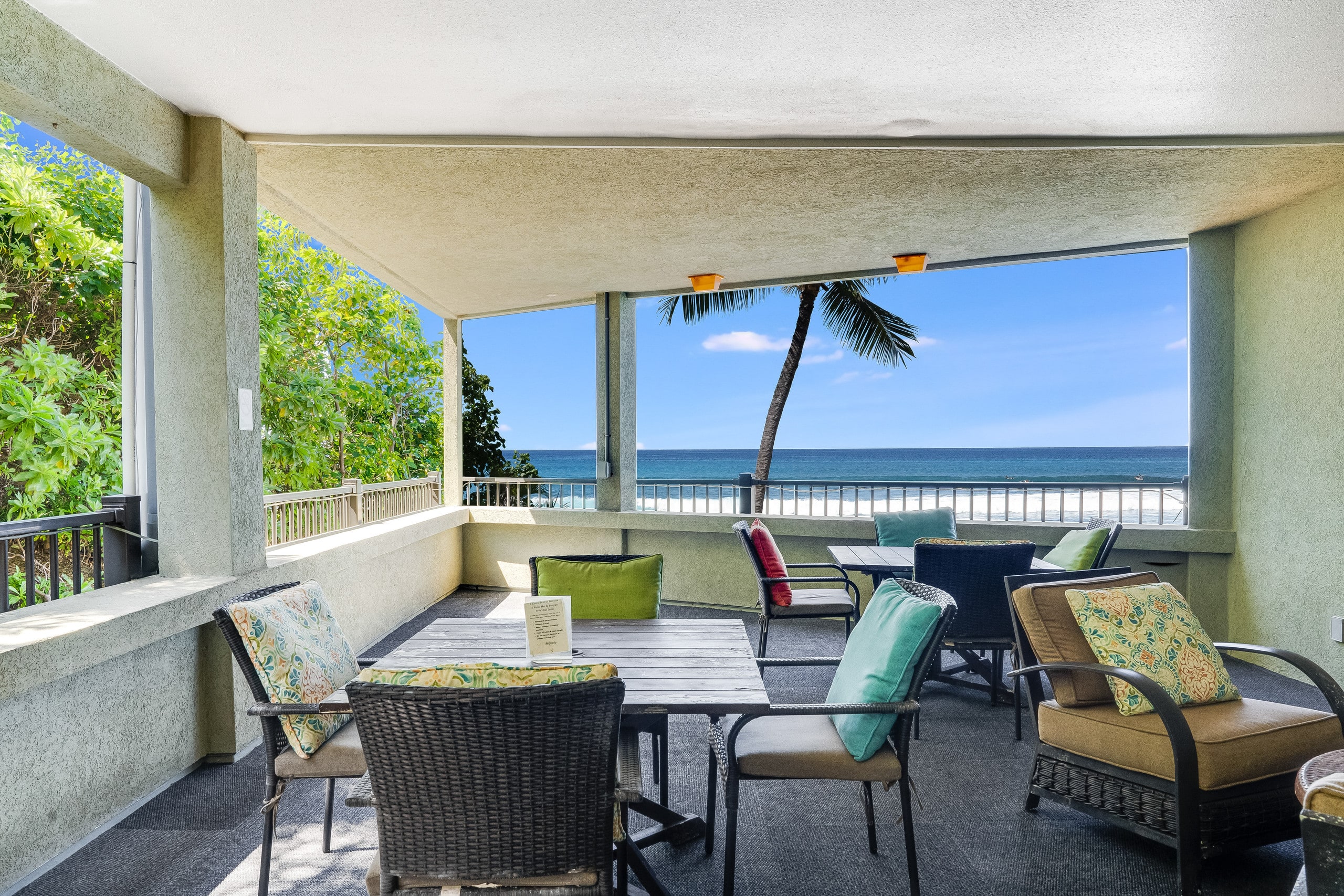 Condo in Kailua-Kona · ★4.95 · 2 bedrooms · 4 beds · 2 baths - Image 42