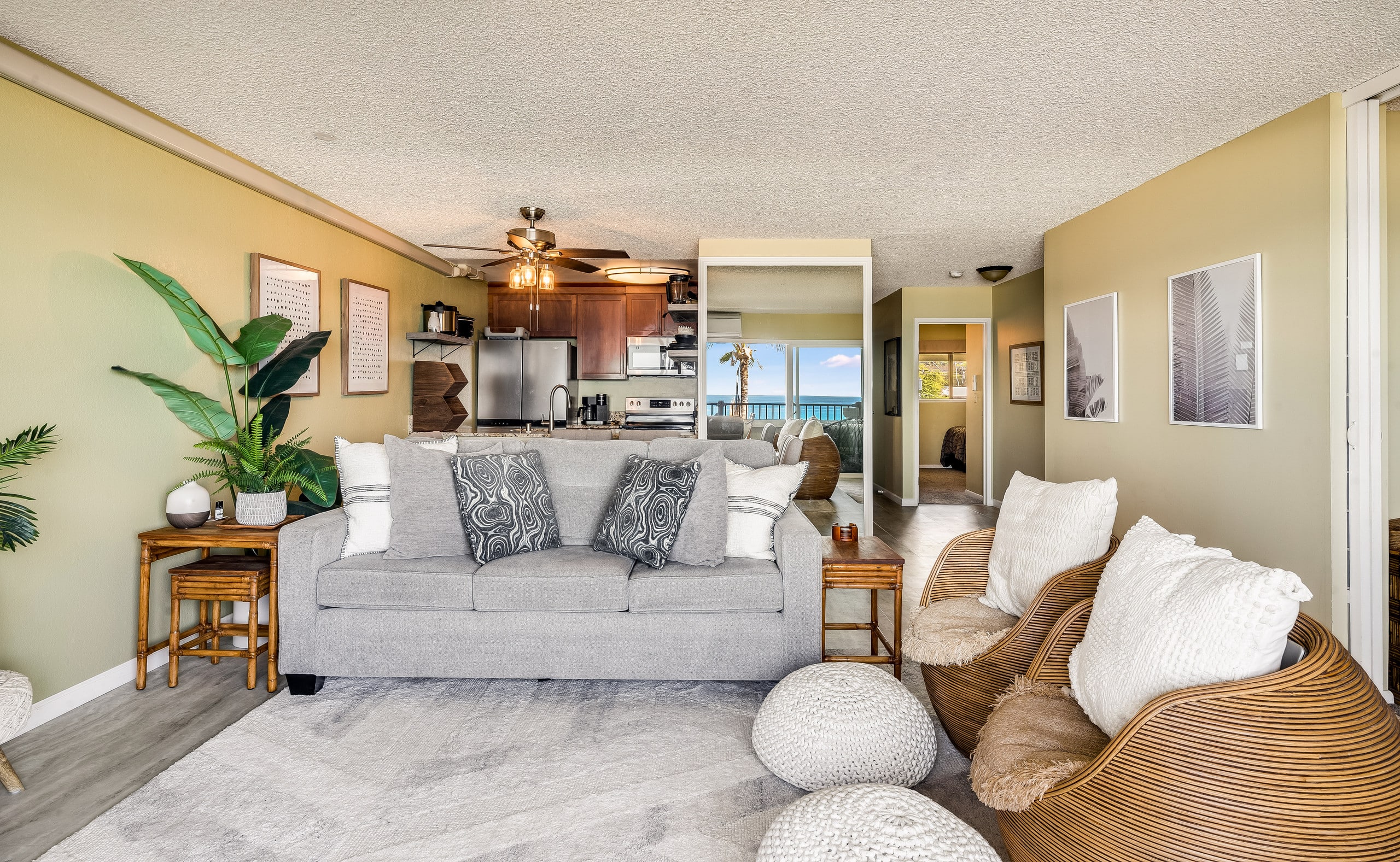 Condo in Kailua-Kona · ★4.95 · 2 bedrooms · 4 beds · 2 baths - Image 5