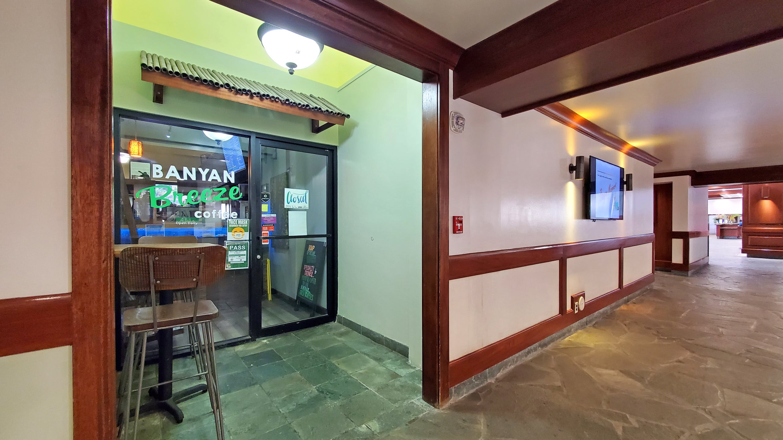 Condo in Honolulu · ★4.7 · 1 bedroom · 2 beds · 1 shared bath - Image 27