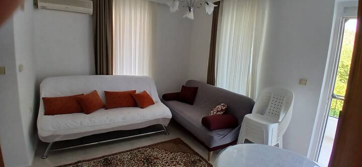 Marmaris Turgut'ta Alinda Apart - Orhaniye