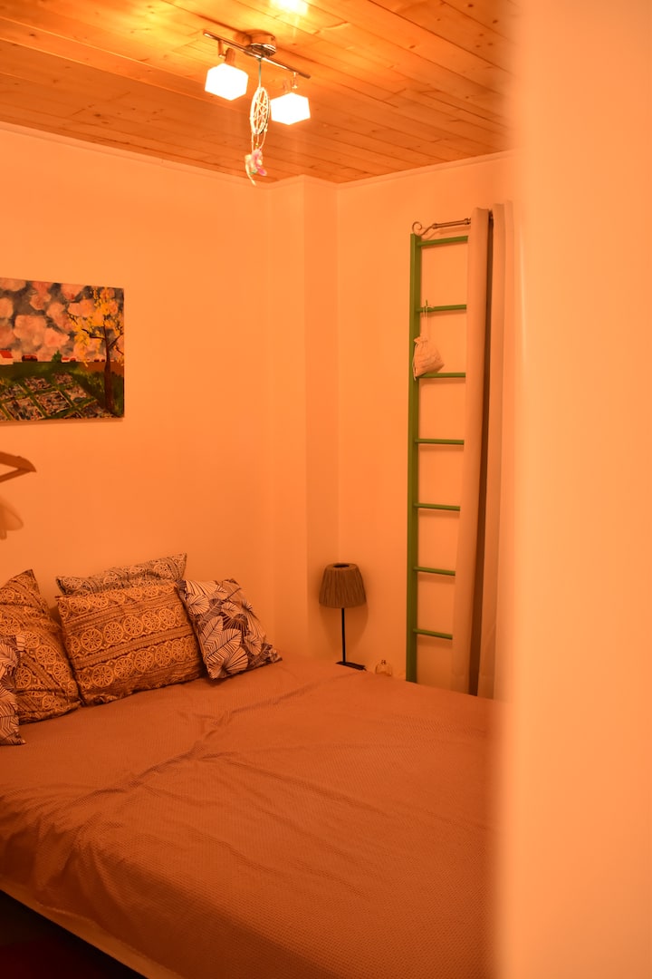 Habitación de la derecha cama doble
