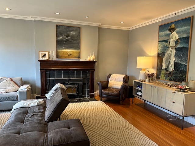 Sunny & Fabulous 4 BR, 2.5 Bath Piedmont Home gallery image 4