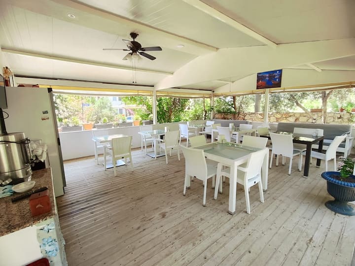 Double Or Triple Room+breakfast In Beach Location - Göcek