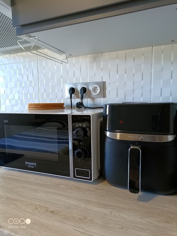 Studio 1 Classé 2*, Fibre, Netflix, Centre Ville - Lac de Vouglans