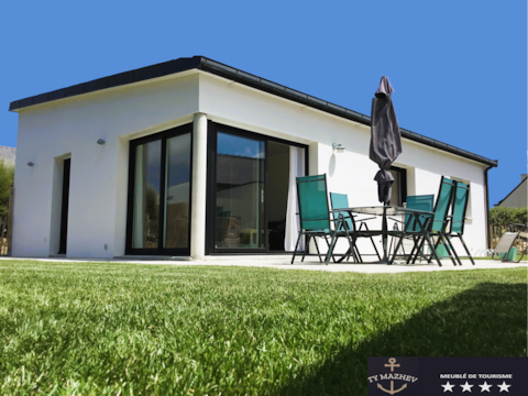 Successful Airbnb property: Seafront house **** - TY MAZHEV - GR 34 in Penmarch