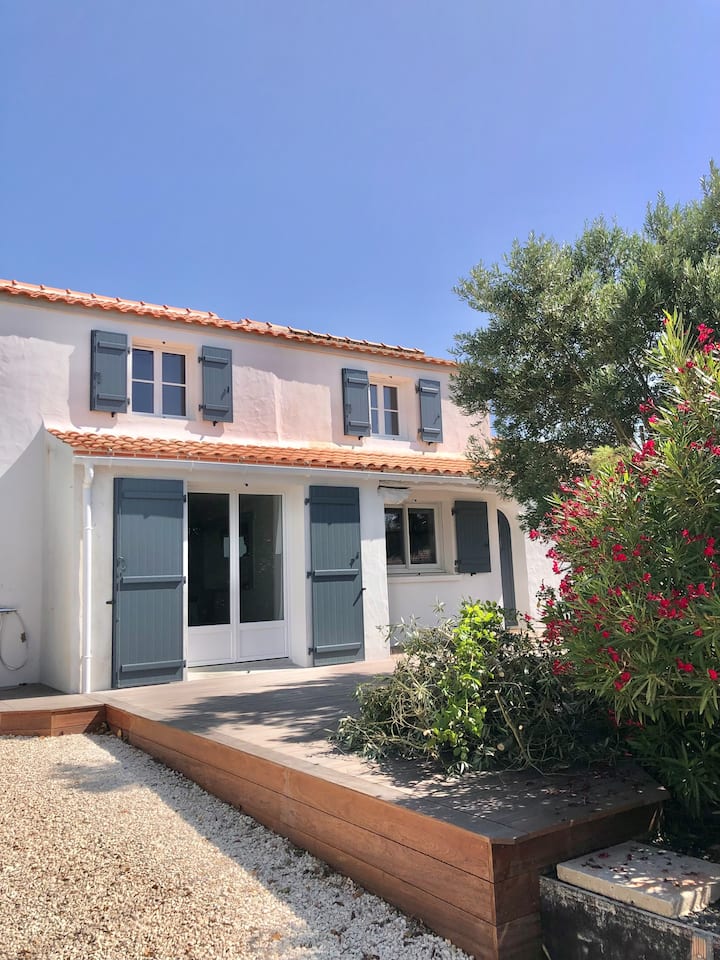 Maison 18 Couchages, Près Des Plages Et Du Marché - Vendée