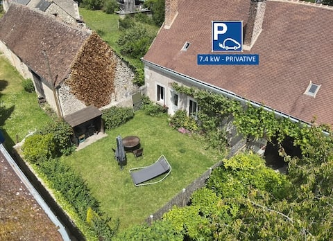 Charming 3* cottage, quiet, oak and terracotta