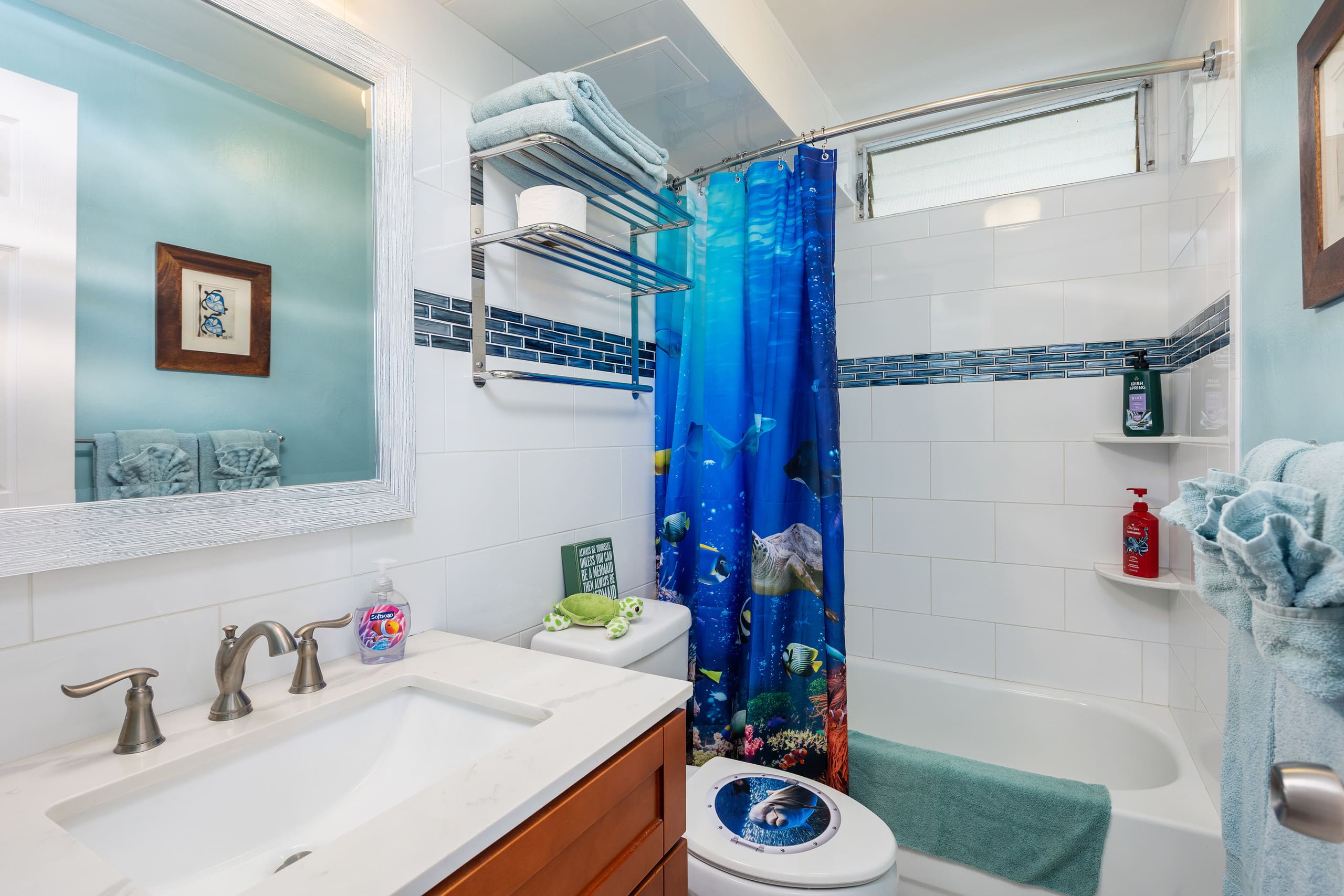 Condo in Honolulu · ★4.84 · Studio · 1 bed · 1 bath - Image 5