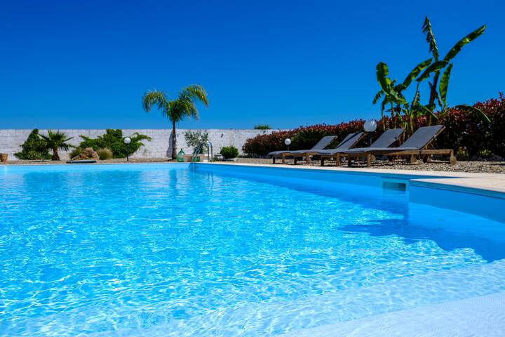 Villa Marinezzi con piscina privata in Salento gallery image 3