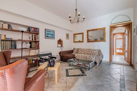 Spacy apartmentVery near the Pisa Tower