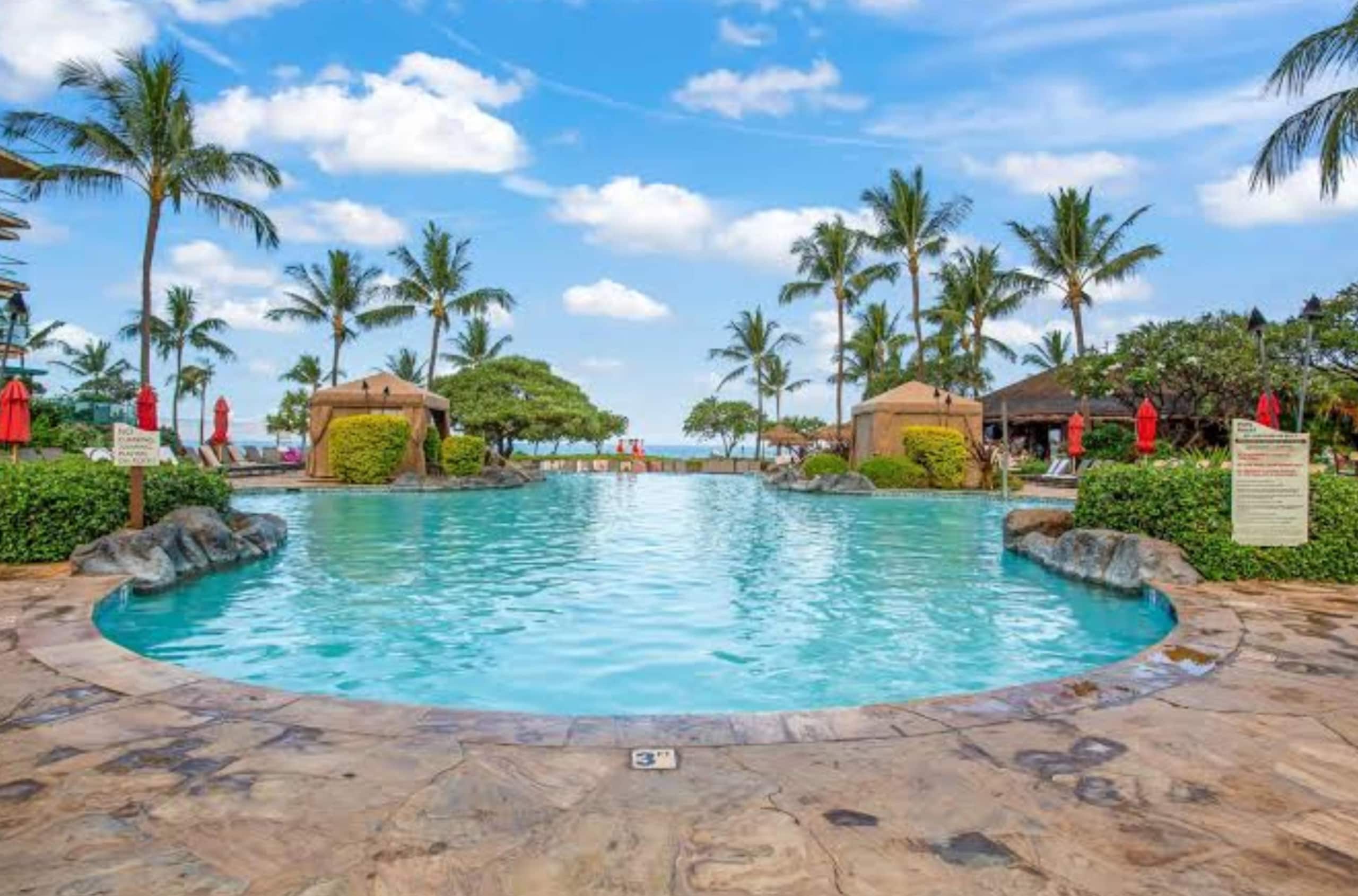 Condo in Lahaina · ★4.96 · 2 bedrooms · 3 beds · 2 baths - Image 40