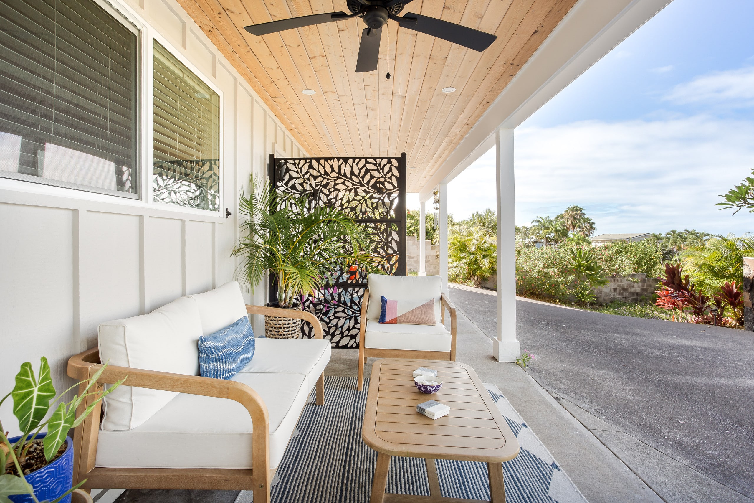 Hale 'Io • Remodeled 2/2 Luxury • AC • Ocean View - Image 45