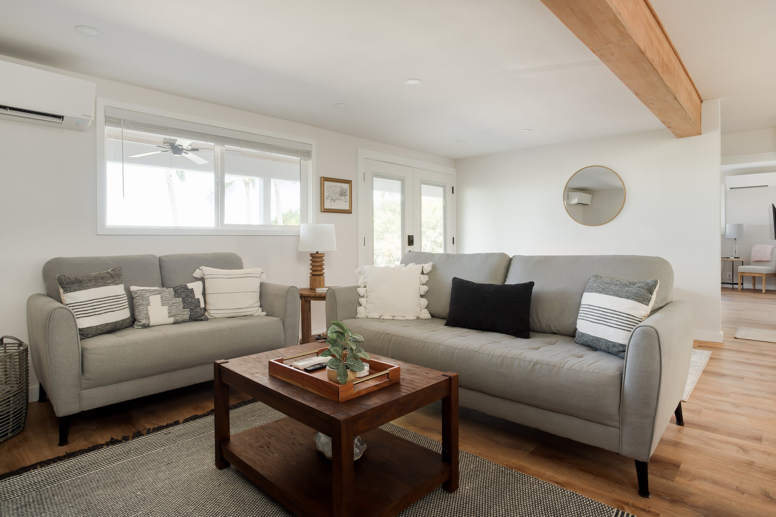 Hale 'Io • Remodeled 2/2 Luxury • AC • Ocean View - Image 8