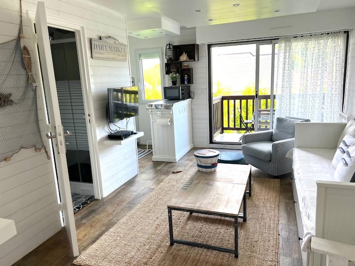 Deauville : Apt Avec Terrasse Face Hippodrome ! - ドーヴィル