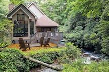 Creekside Basecamp