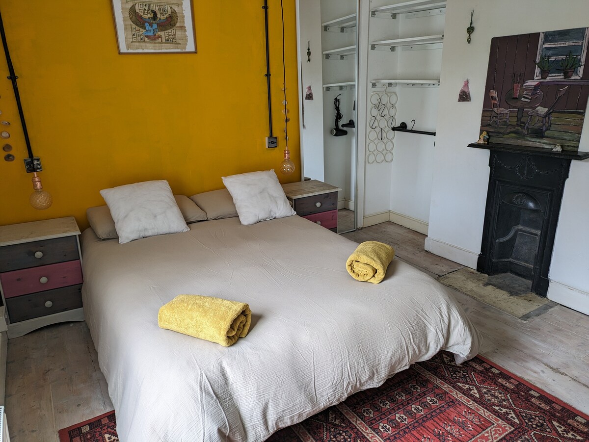 غرفة النوم 1