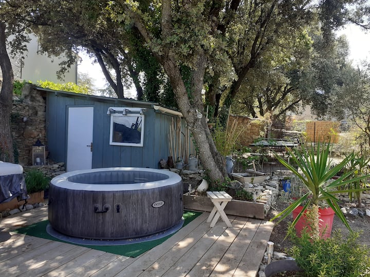 Maison Moderne  Jardin Clos  Avec Spa - Mazan