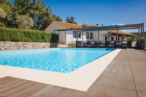 Estrela de Montesinho - Country House with Swimming Pool