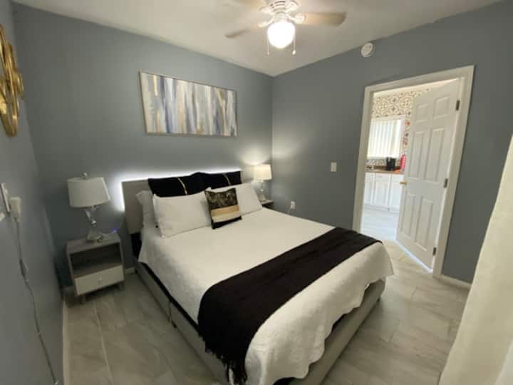 2 Bedroom Apartment 8 Min To Casino And Freeway - Banning, CA