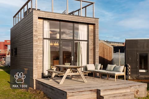 Sun Deck Loft South – infrared sauna