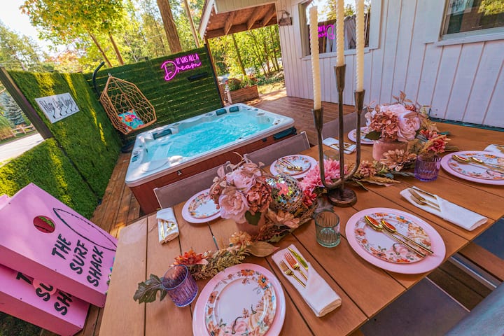 The Surf Shack By The Post Office Motel *Hot Tub* - Meaford
