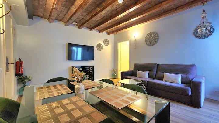 Nice Apt 3 Bedrooms En Suite In The Gothic Quarter - Badalona