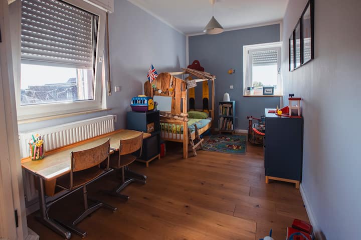 Schlafzimmer 5