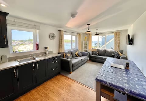 Puffin View 3 Bed Apartment With Stunning Views