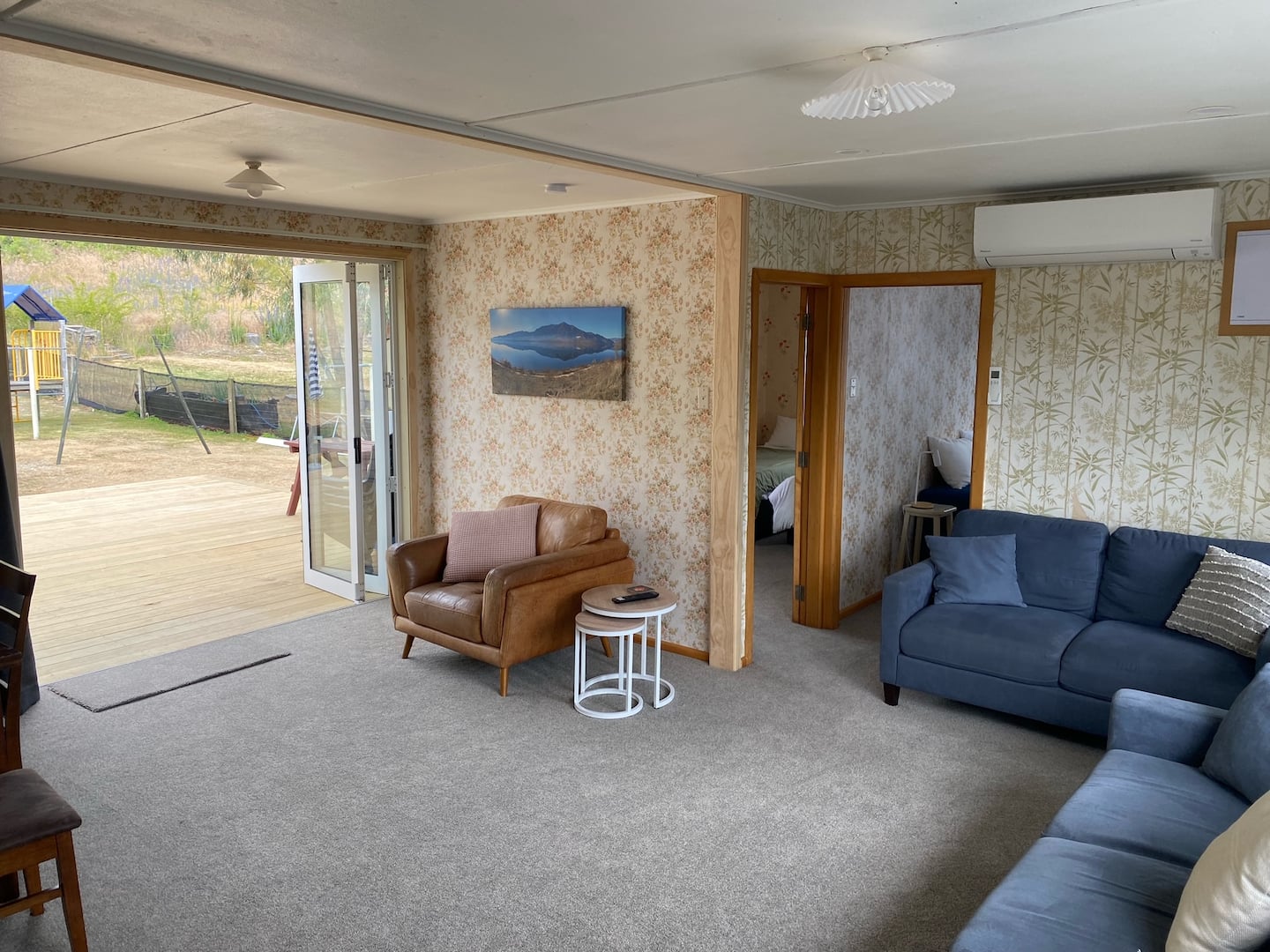 Cosy 1960's Kiwi Holiday House 2