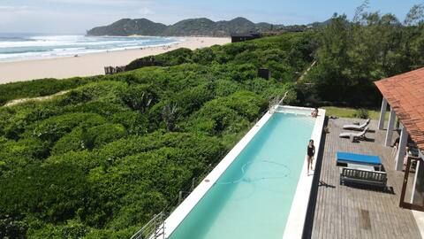 Villa on the beach with 22m lap pool & Chef