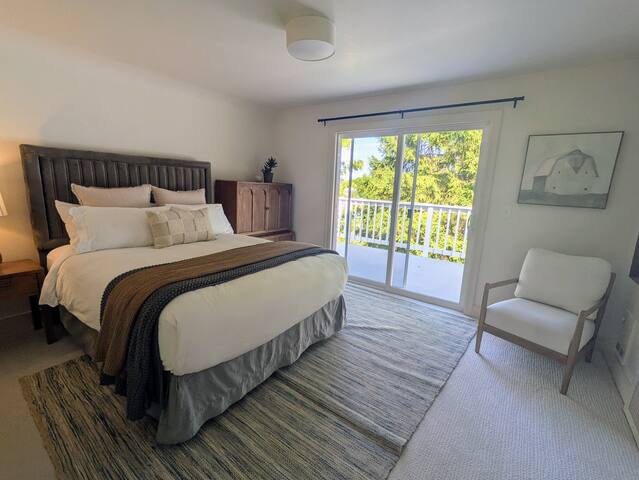 Home near Space Needle, Downtown, & Climate Pledge gallery image 5