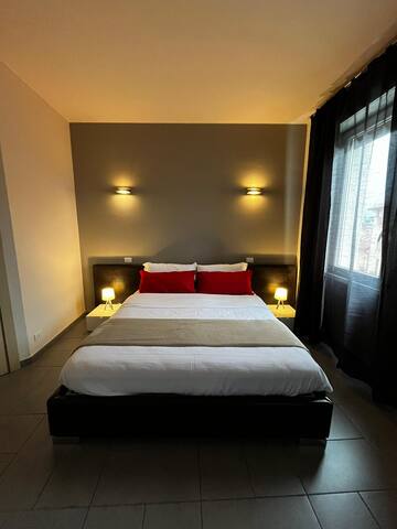 1️⃣ Whole “2 rooms apartment (up to 6 people)”