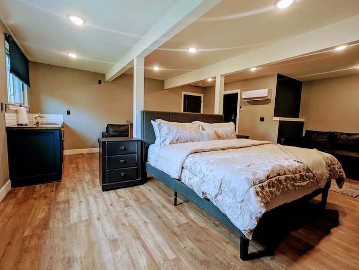 سرير كينج في الطابق الأوسط