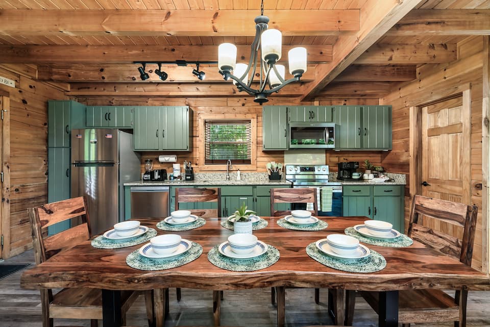 Full Kitchen