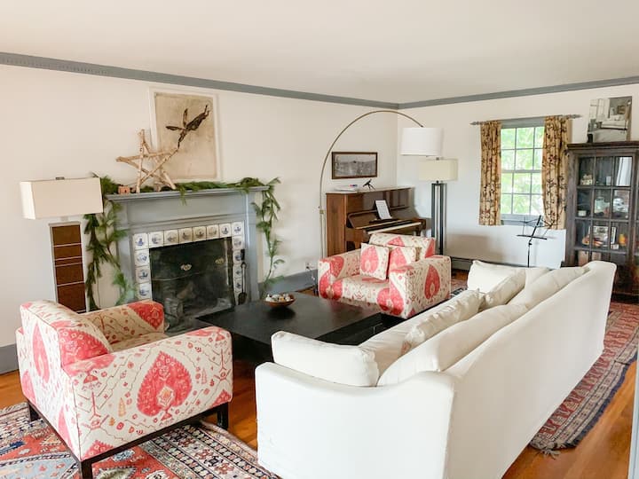 Spacious House Close To Long Island Sound - Greenwich, CT